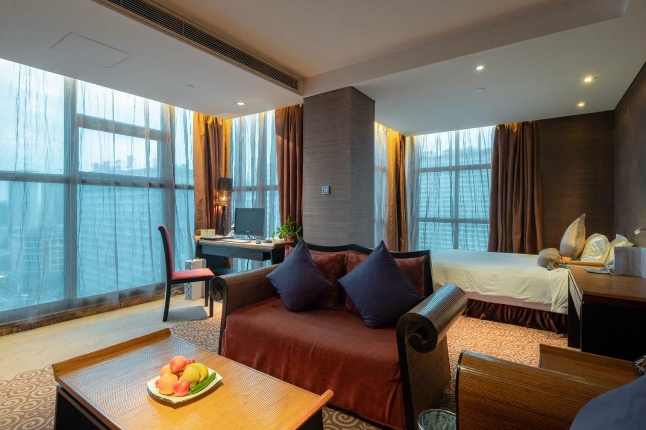 Christian'S Hotel Luoyang Лоян Экстерьер фото